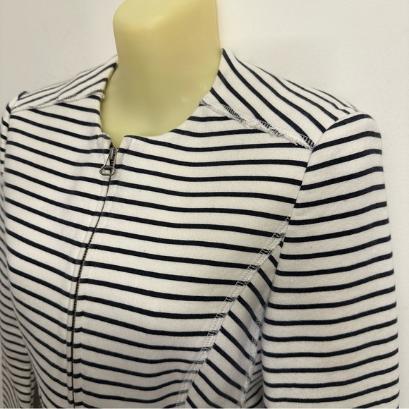 Zara White and Black Striped Full Zip Front Peplum Jacket size XS - Picture 7 of 12